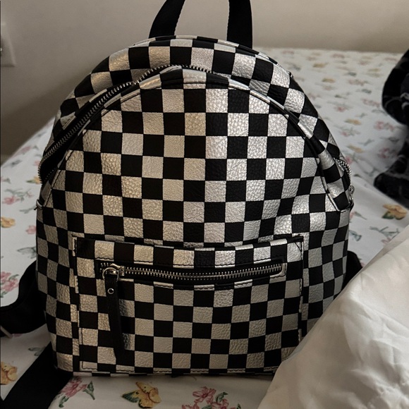 checkerboard mini backpack Disney Minnie Ear - ToyShnip The Old Skool Check Backpack is part of the Spring/Summer seasonal collection Checkerboard Old Skool Mini Backpack